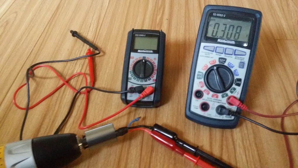 Drill spinning up Motor to measure voltage